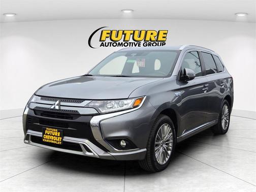 2022 Mitsubishi Outlander PHEV LE