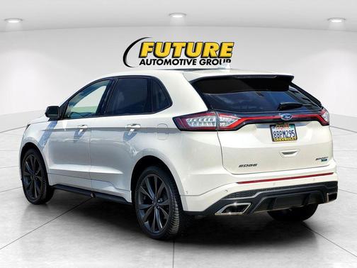 White Platinum Clearcoat Metallic 2018 Ford Edge Sport