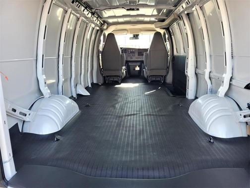 2025 Chevrolet Express 3500 RWD 3500 Extended Wheelbase WT