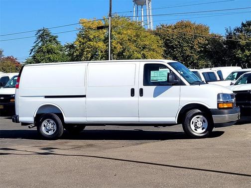 2025 Chevrolet Express 3500 RWD 3500 Extended Wheelbase WT