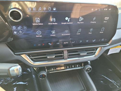 Summit White 2025 Chevrolet Equinox EV LT