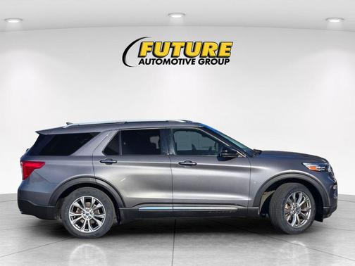Gray Metallic 2021 Ford Explorer Limited