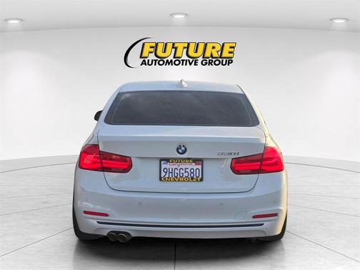 2017 BMW 330 330i