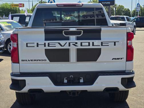 Summit White 2026 Chevrolet Silverado 1500 RST