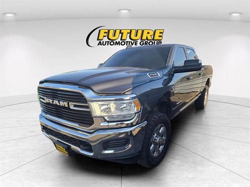 2019 RAM 2500 Big Horn Crew Cab 4x4 6'4' Box