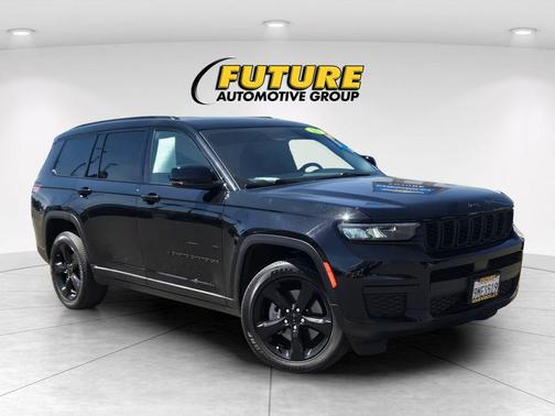 Diamond Black Crystal Pearlcoat 2023 Jeep Grand Cherokee L Altitude