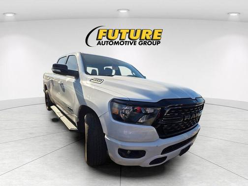 Bright White Clearcoat 2022 RAM 1500 Big Horn/Lone Star