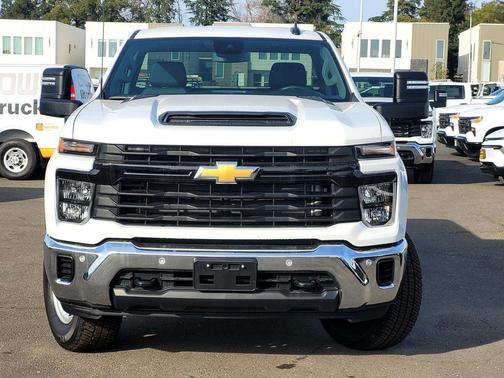 2025 Chevrolet Silverado 2500 WT
