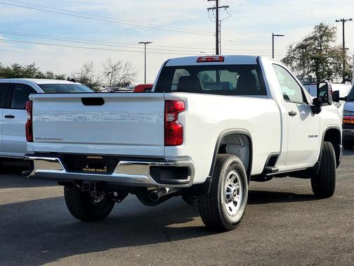 2025 Chevrolet Silverado 2500 WT