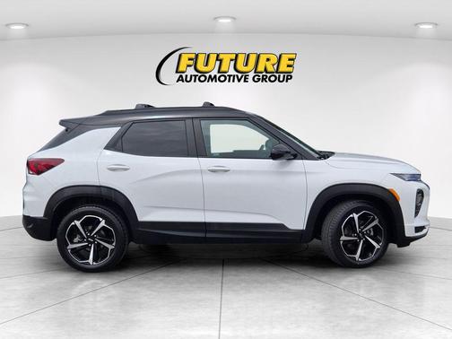 Summit White 2022 Chevrolet Trailblazer RS