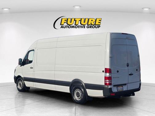 2017 Mercedes-Benz Sprinter 2500 Cargo 170 WB