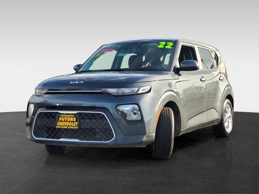 Gravity Gray 2022 Kia Soul LX