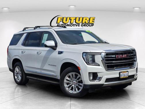White Frost Tricoat 2022 GMC Yukon SLT