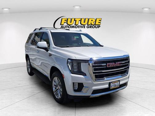 White Frost Tricoat 2022 GMC Yukon SLT