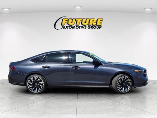 Gray 2025 Honda Accord SE