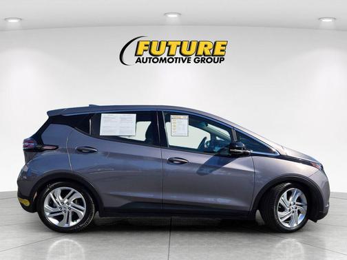 2022 Chevrolet Bolt EV FWD 1LT