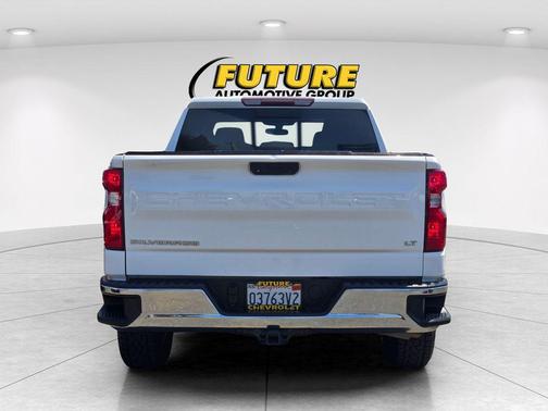 Summit White 2019 Chevrolet Silverado 1500 LT