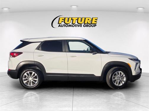 2025 Chevrolet Trailblazer LS