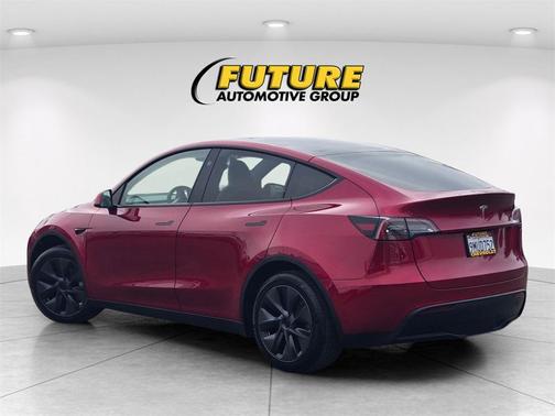 2024 Tesla Model Y Base