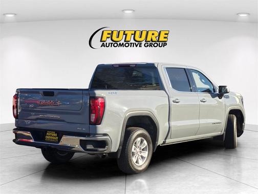 2024 GMC Sierra 1500 SLE