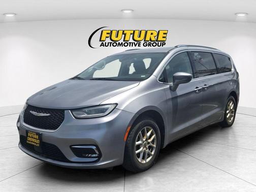 Billet Silver Metallic 2021 Chrysler Pacifica Touring L