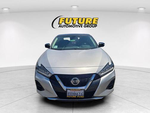 Brilliant Silver Metallic 2020 Nissan Maxima 3.5 Platinum