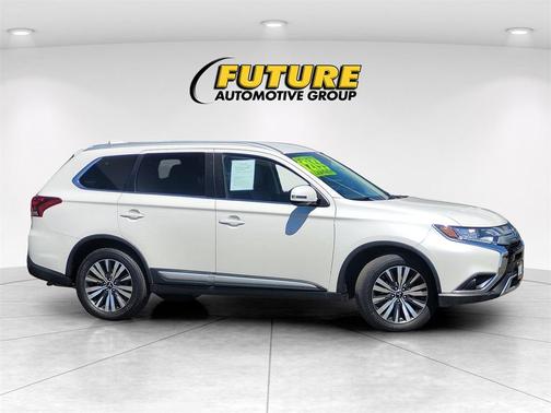 2019 Mitsubishi Outlander SEL