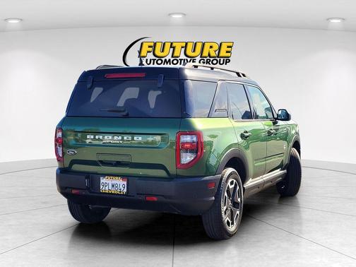 Eruption Green Metallic 2024 Ford Bronco Sport Outer Banks
