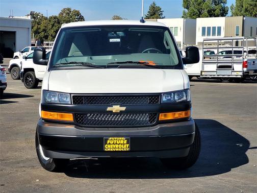 2025 Chevrolet Express 2500 RWD 2500 Regular Wheelbase WT
