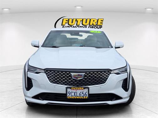 2023 Cadillac CT4 Premium Luxury