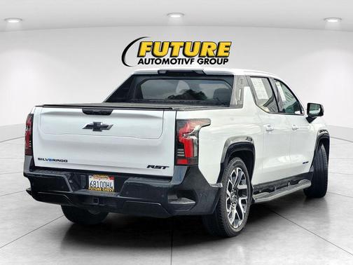 Summit White 2025 Chevrolet Silverado EV RST