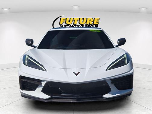 Arctic White 2020 Chevrolet Corvette Stingray w/3LT