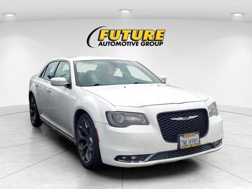 Bright White Clearcoat 2015 Chrysler 300 S