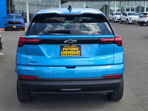 Marina Blue Metallic 2027 Chevrolet Bolt LT FWD