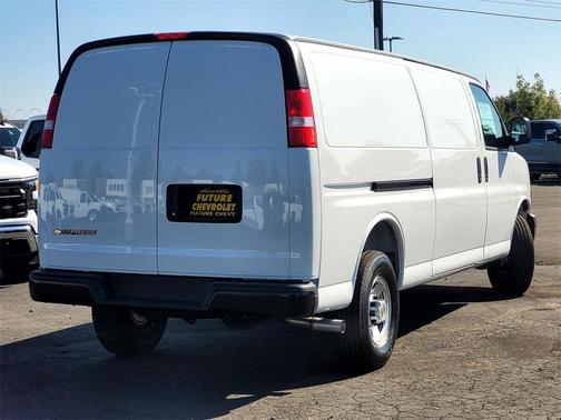 2025 Chevrolet Express 2500 RWD 2500 Extended Wheelbase WT