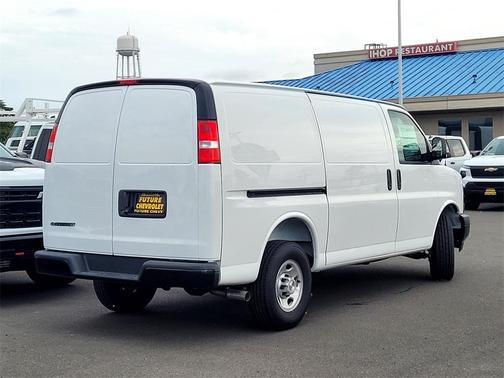 2025 Chevrolet Express 2500 RWD 2500 Regular Wheelbase WT