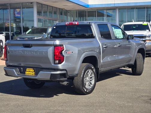 Sterling Gray Metallic 2026 Chevrolet Colorado LT