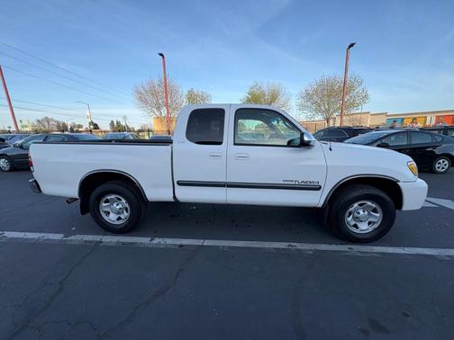 2003 Toyota Tundra SR5