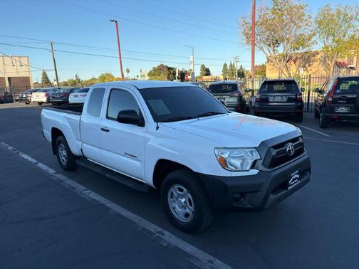2013 Toyota Tacoma Base