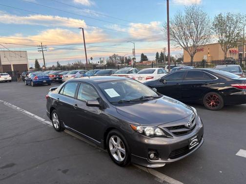 2013 Toyota Corolla S