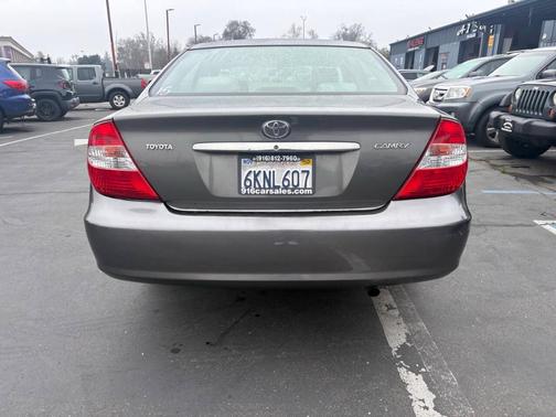 2004 Toyota Camry LE