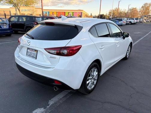 2016 Mazda Mazda3 i Touring