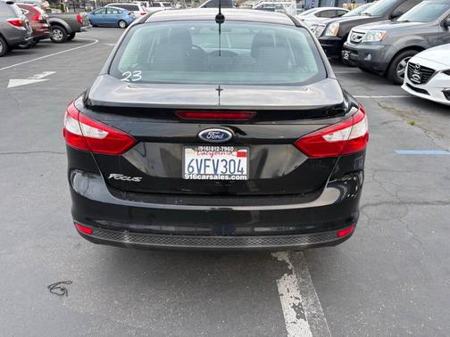 2012 Ford Focus S