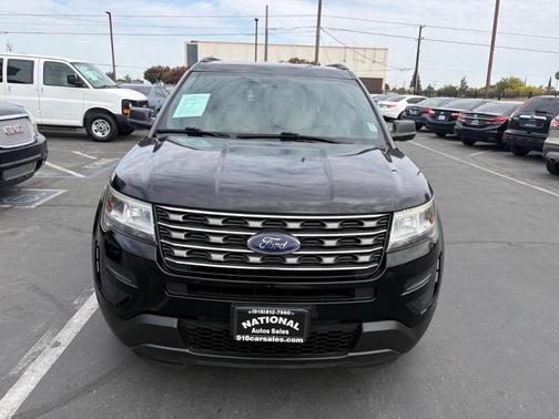 2017 Ford Explorer Base