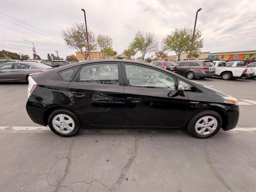 2011 Toyota Prius I