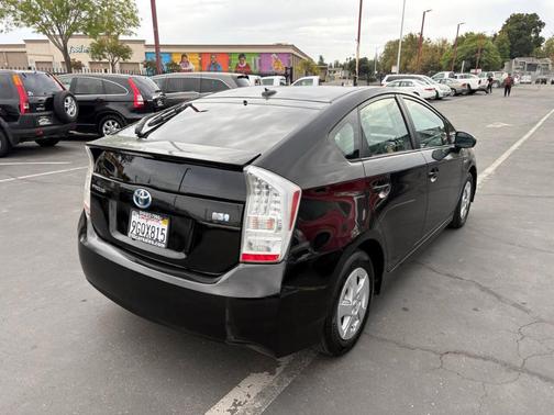 2011 Toyota Prius I