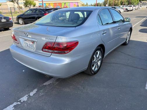 Silver 2006 Lexus ES 330