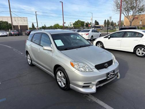 White 2003 Toyota Matrix XR