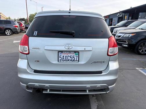 White 2003 Toyota Matrix XR