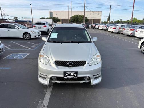 White 2003 Toyota Matrix XR
